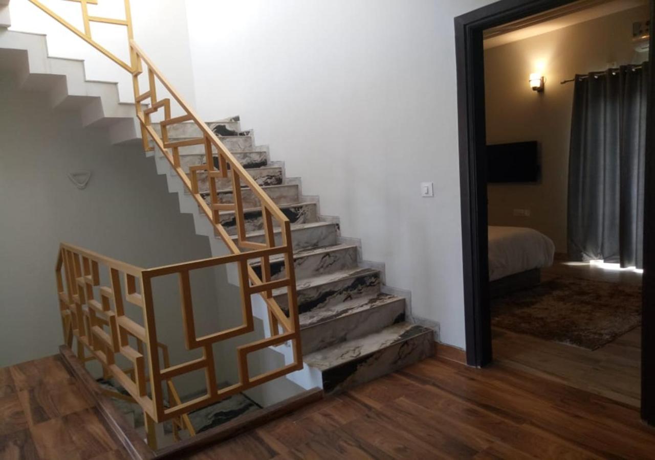 Anandam Clarks Inn Suites Vrindāvan Εξωτερικό φωτογραφία
